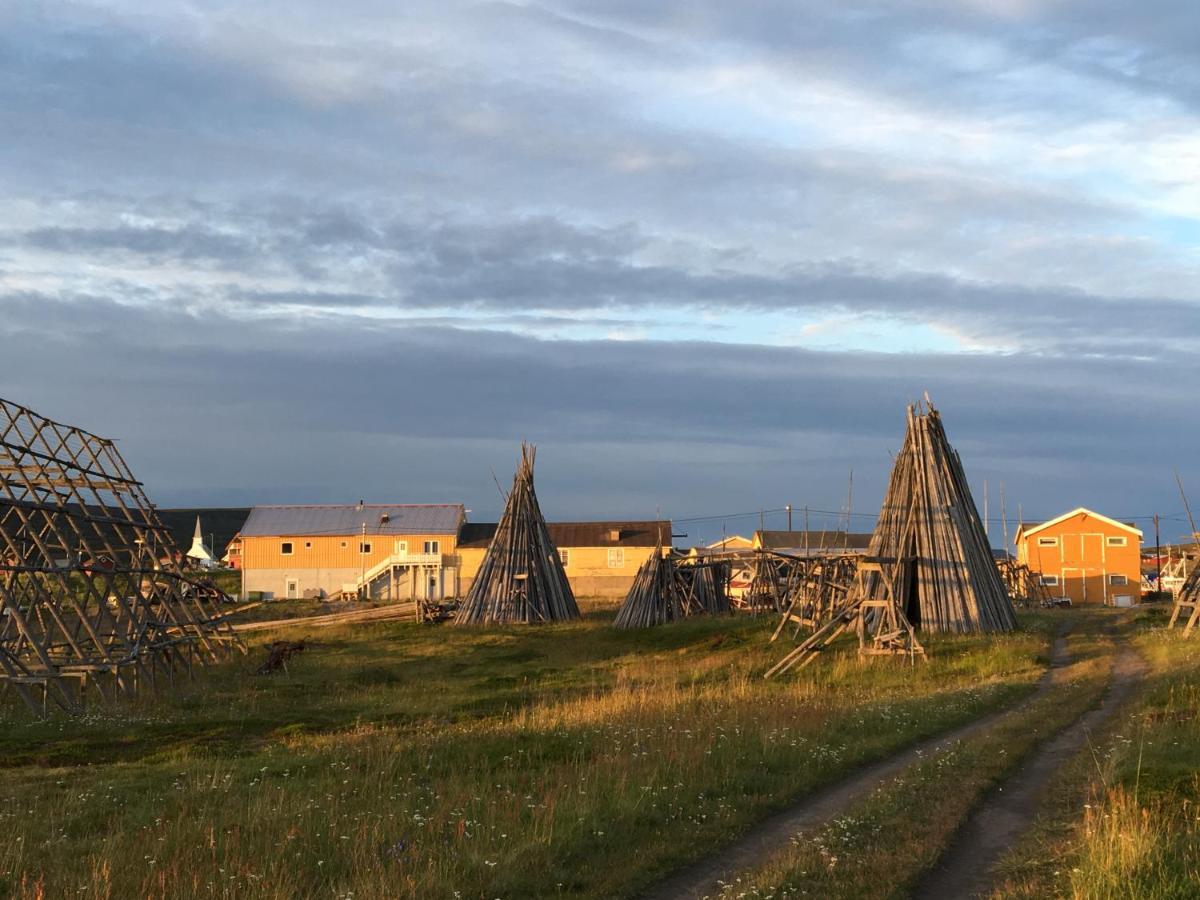 Vadsø Jakobselvkaia المظهر الخارجي الصورة